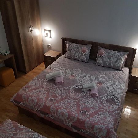 Prishtina Newborn Abc Room Приштина Екстер'єр фото